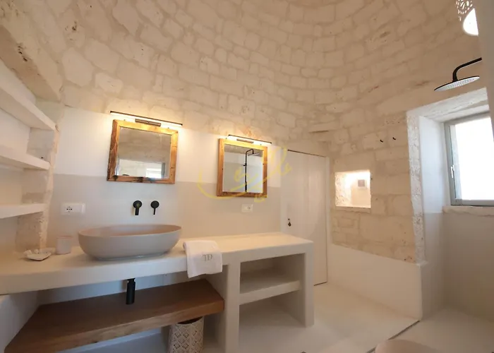 Td I Coni Di Pinure Trulli With Scenic Valley ... Вилла *