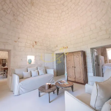 Villa TD I Coni di Pinurè Trulli with Scenic Valley ... Martina Franca